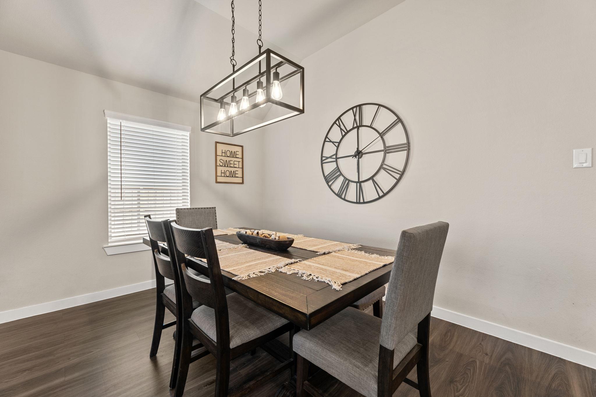 7643 Tramontana Ln, Baytown, TX 77523