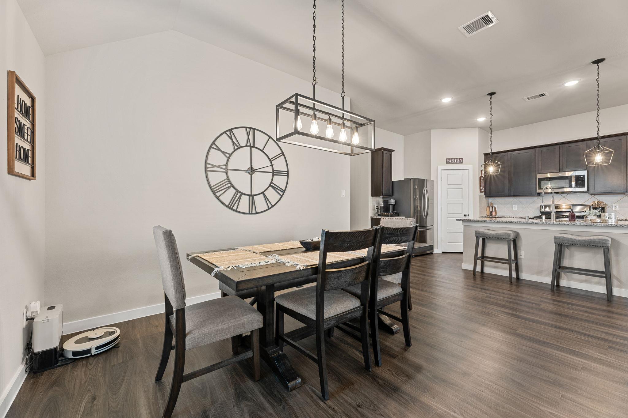 7643 Tramontana Ln, Baytown, TX 77523