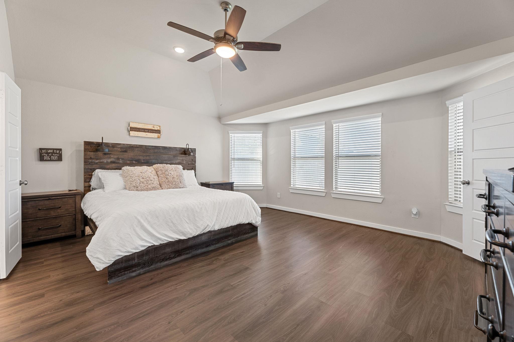 7643 Tramontana Ln, Baytown, TX 77523