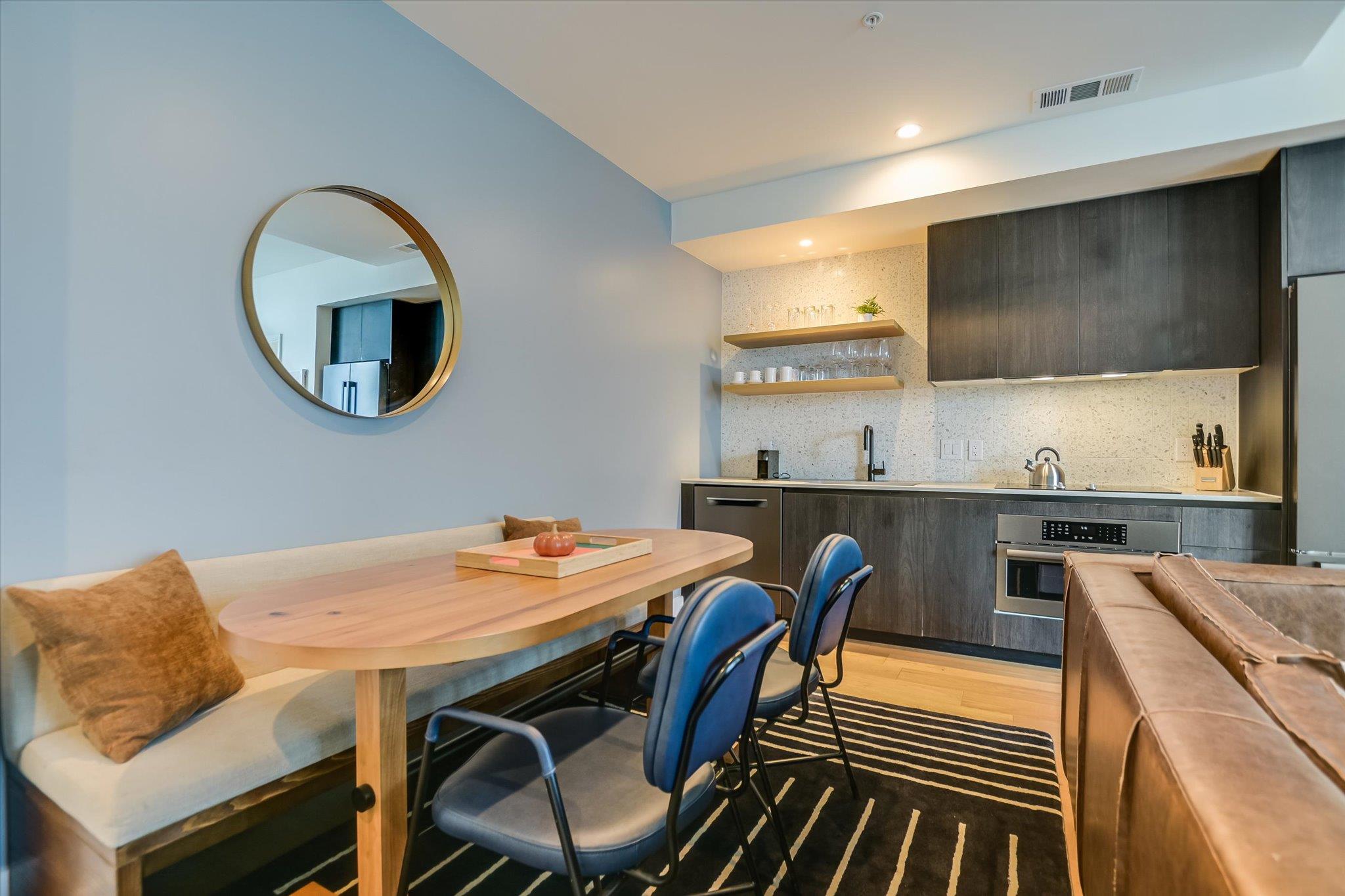 48 East Ave # 3209, Austin, TX 78701