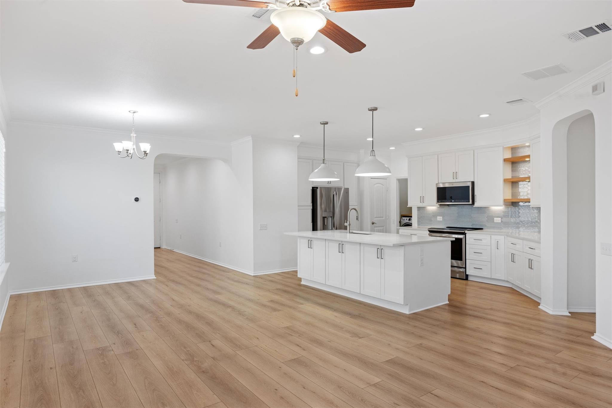 9100 Winter Haven Rd, Austin, TX 78747