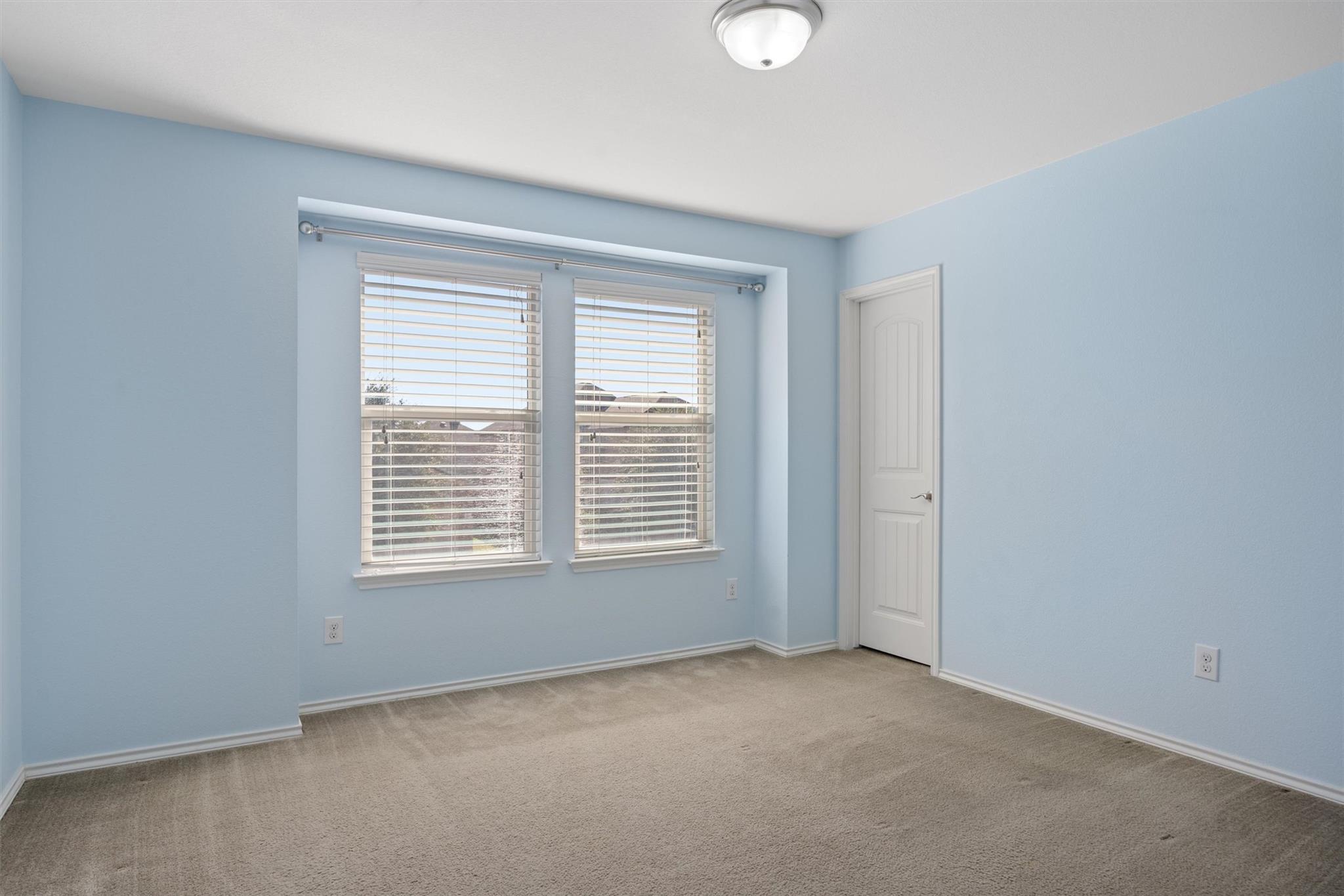 9100 Winter Haven Rd, Austin, TX 78747