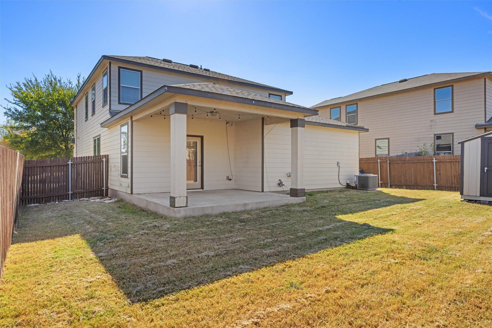 9100 Winter Haven Rd, Austin, TX 78747