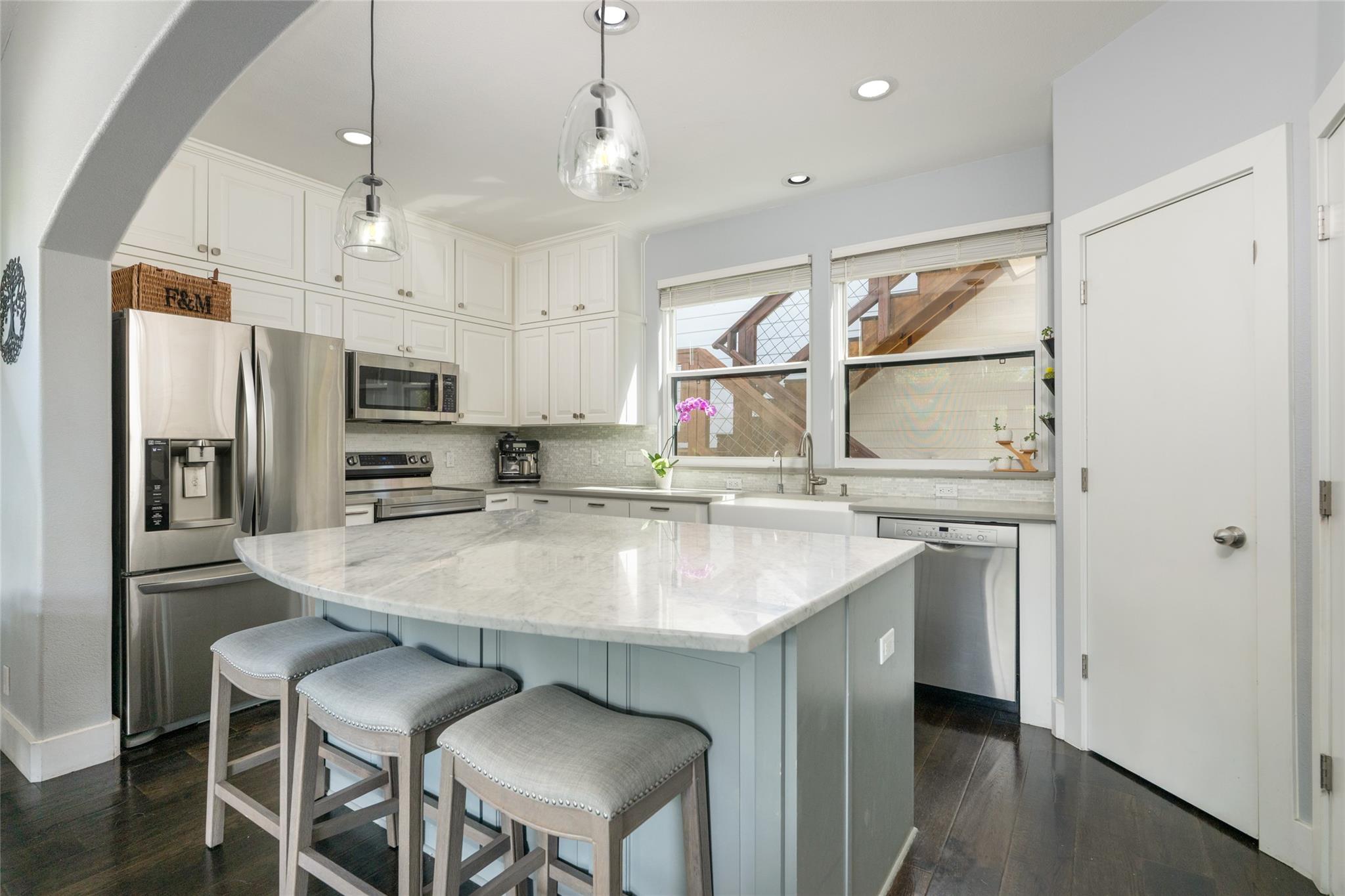 2408 Indian Creek Rd, Austin, TX 78734