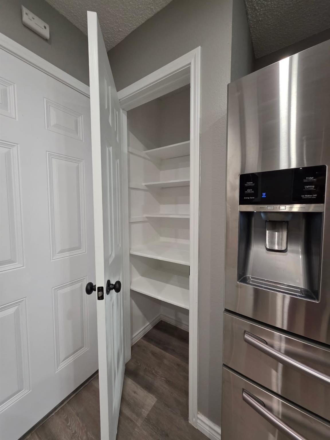 1806 Maplelawn St, Taylor, TX 76574