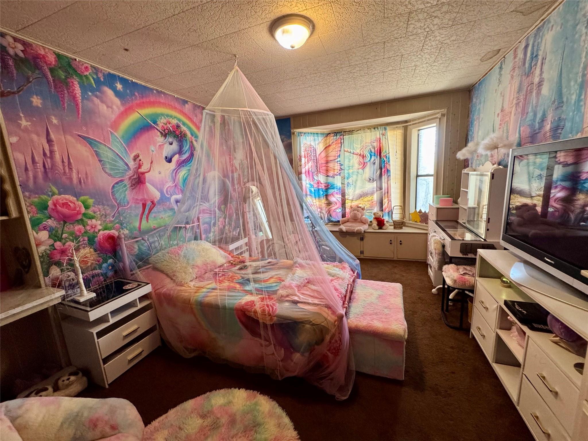 7611 Schramm Rd, La Grange, TX 78945