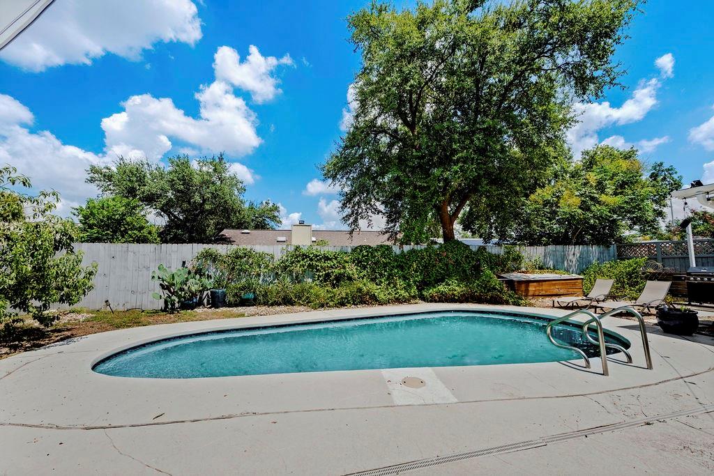 4006 Eton Ln, Austin, TX 78727