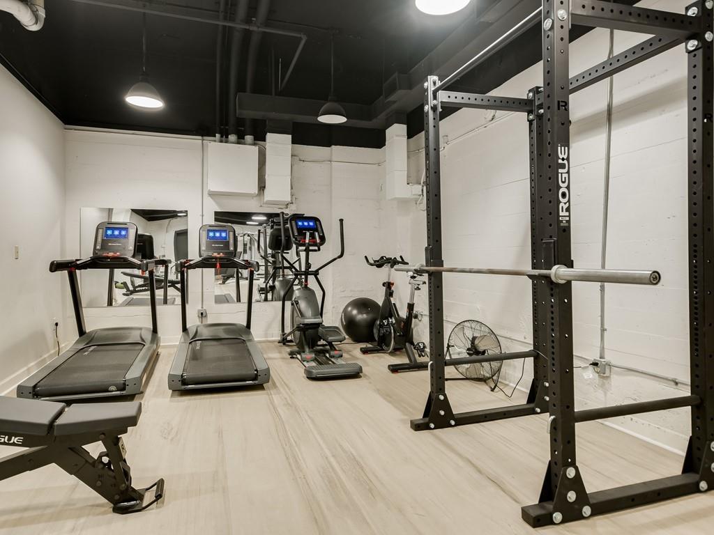 710 Colorado St # 6E, Austin, TX 78701