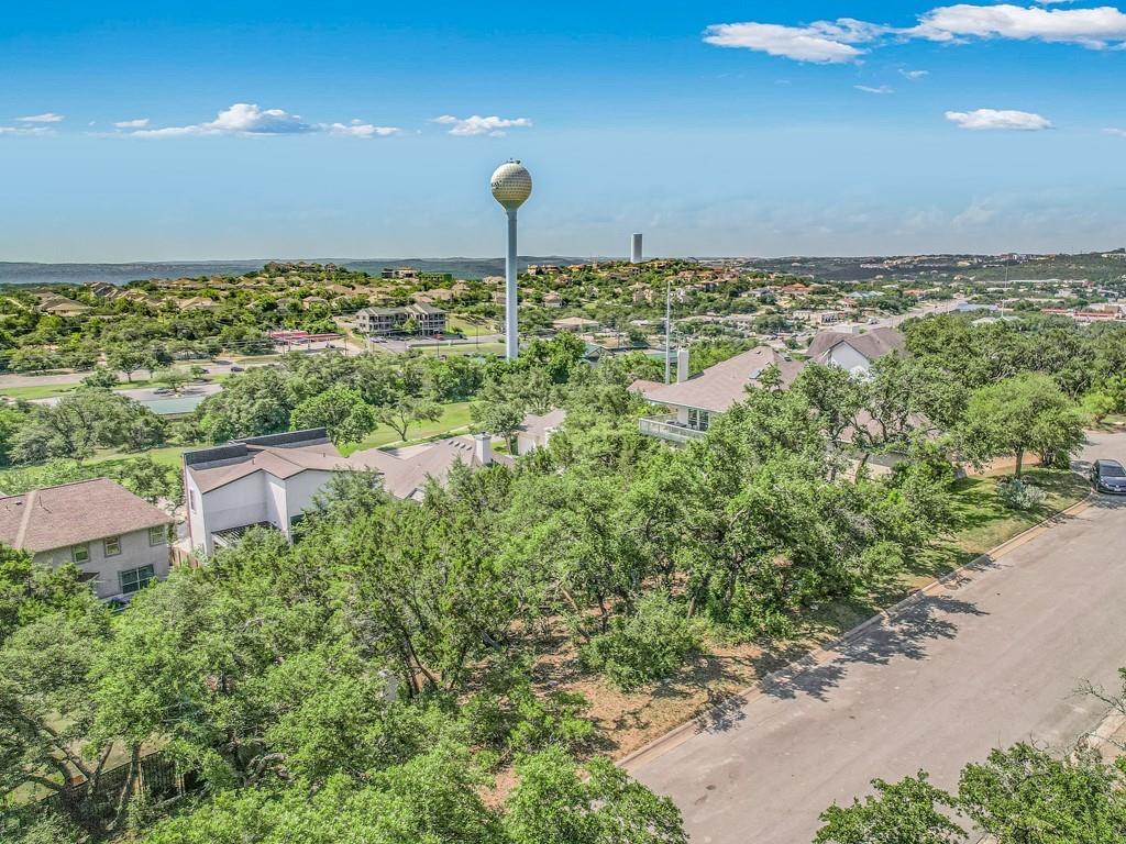 107 Paragon Ct, Lakeway, TX 78734