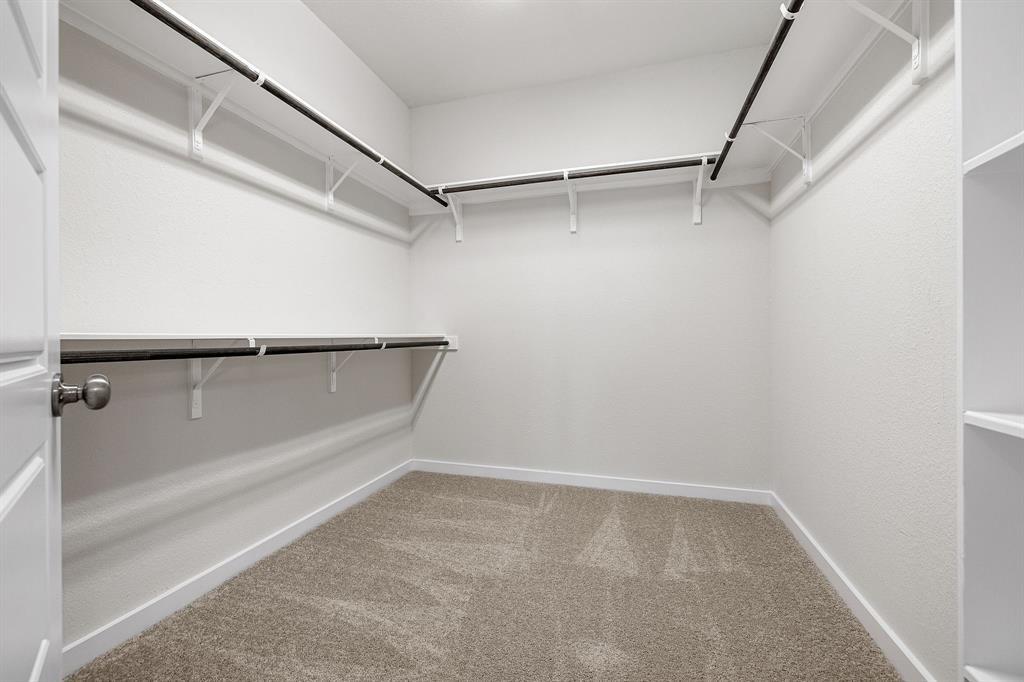 112 Alicante Ln, Liberty Hill, TX 78628