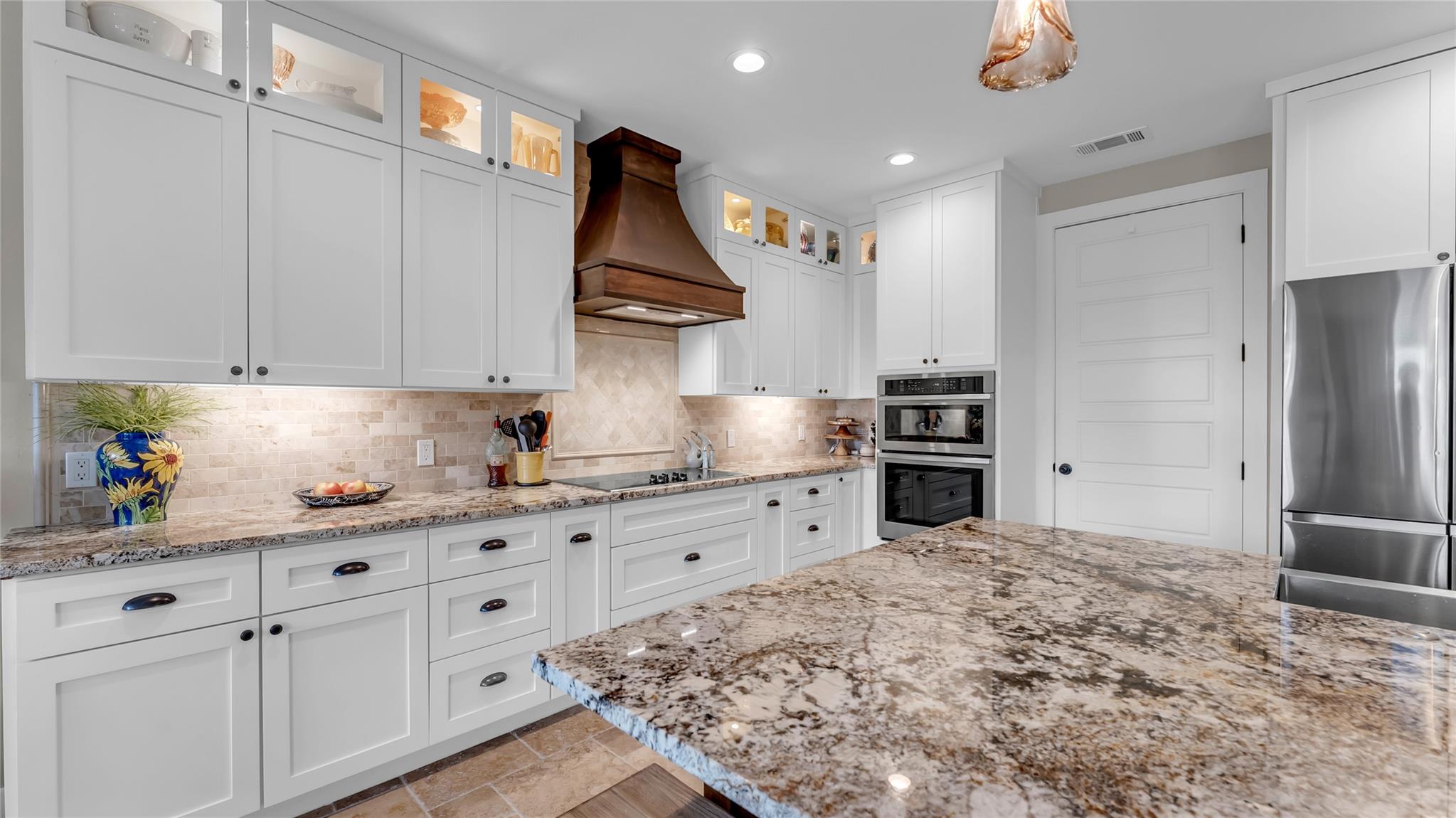 1504 Desert Sun, Horseshoe Bay, TX 78657