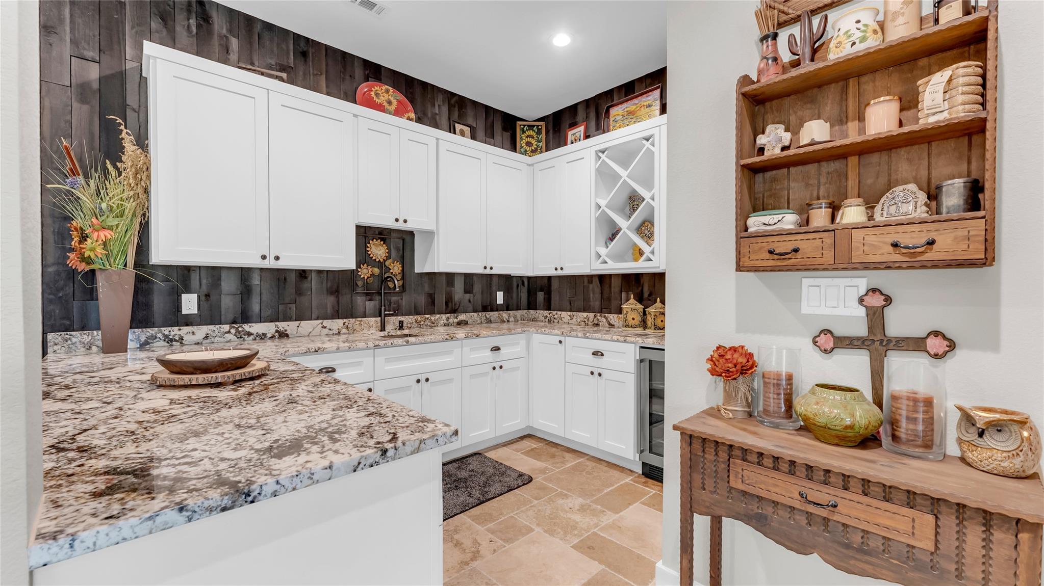 1504 Desert Sun, Horseshoe Bay, TX 78657