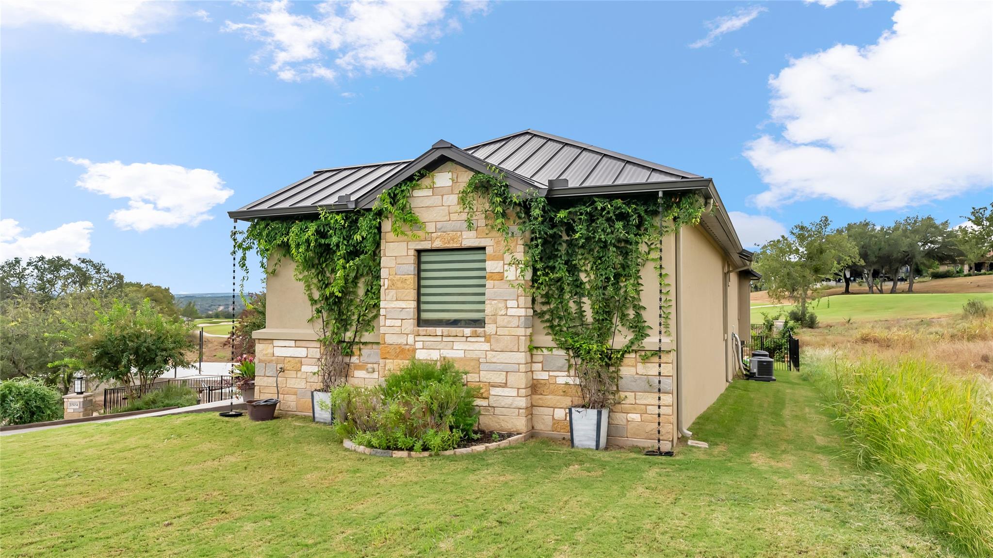 1504 Desert Sun, Horseshoe Bay, TX 78657