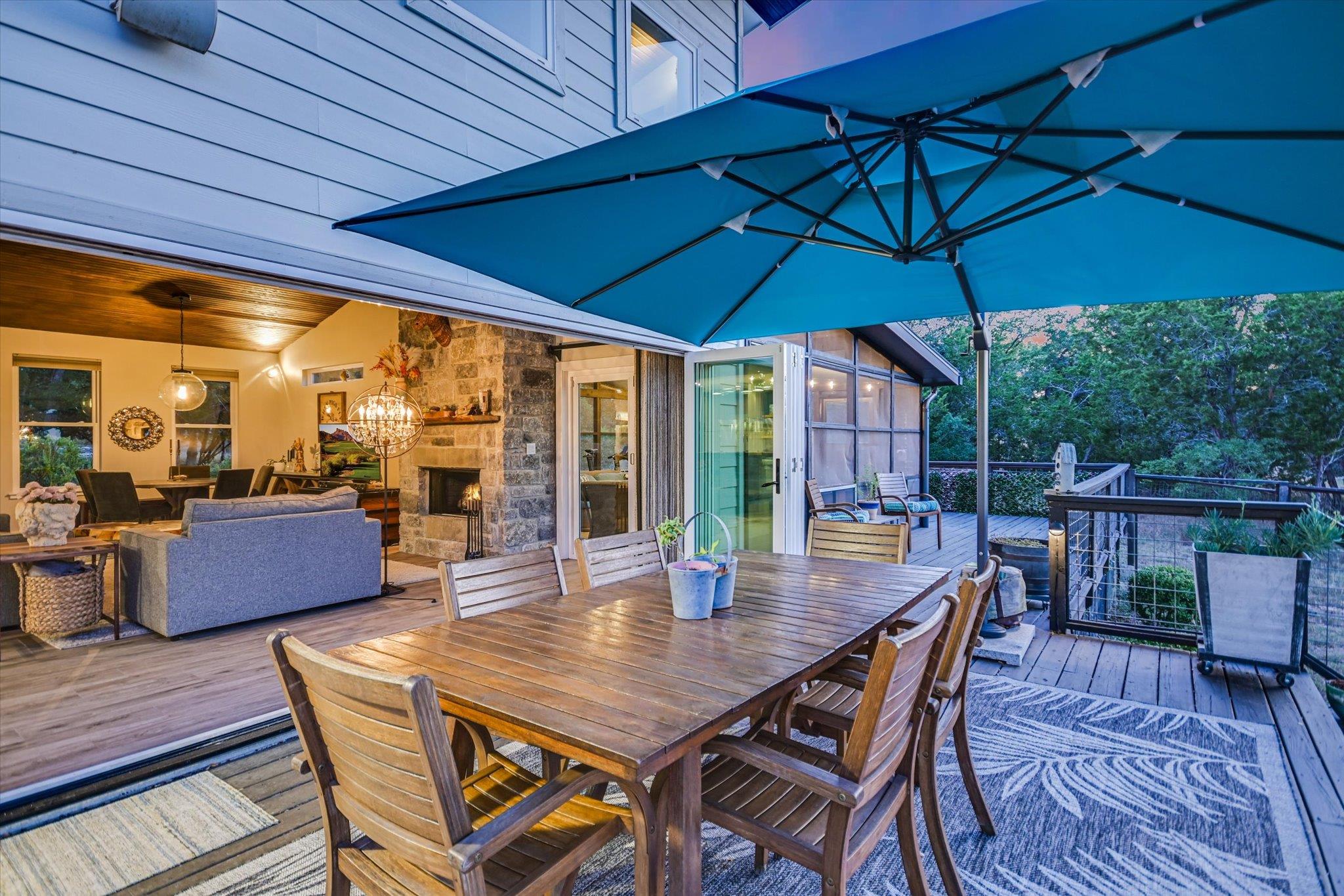 501 CAVE SPRINGS Dr, Wimberley, TX 78676