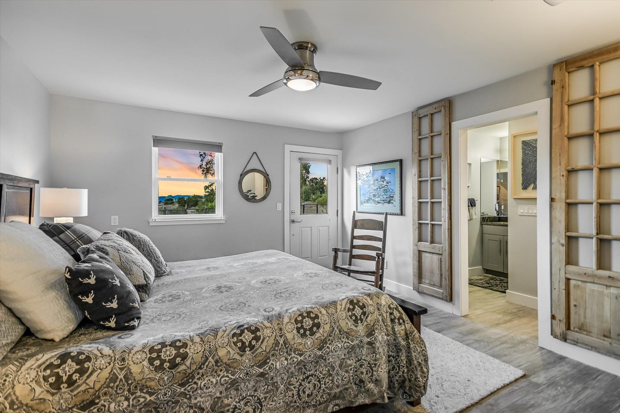 501 CAVE SPRINGS Dr, Wimberley, TX 78676