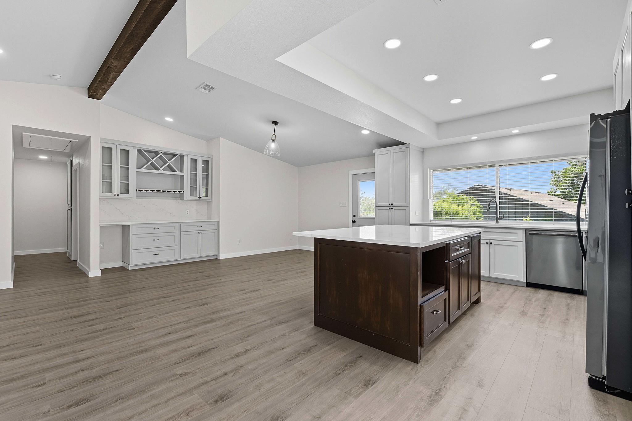 5113 Loyola Ln, Austin, TX 78723