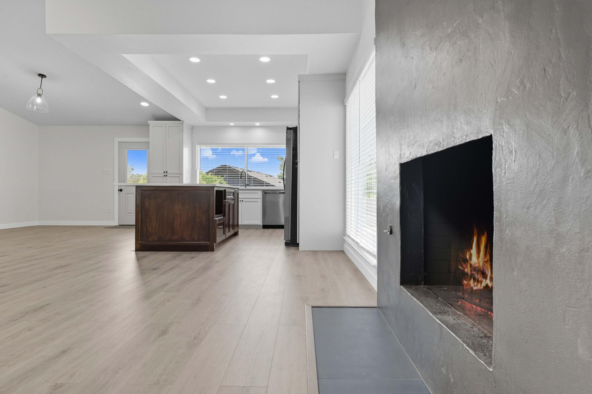 5113 Loyola Ln, Austin, TX 78723