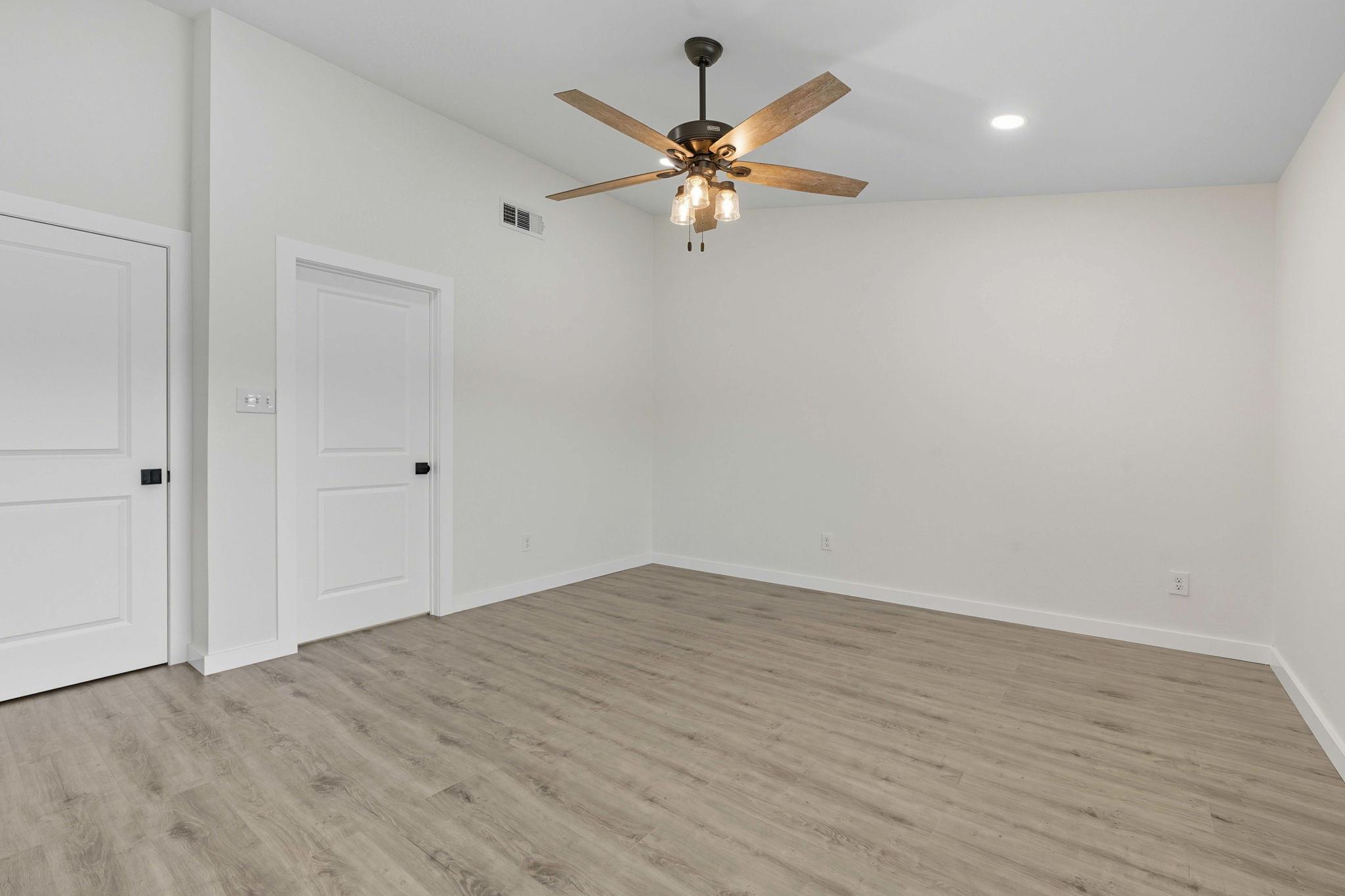 5113 Loyola Ln, Austin, TX 78723