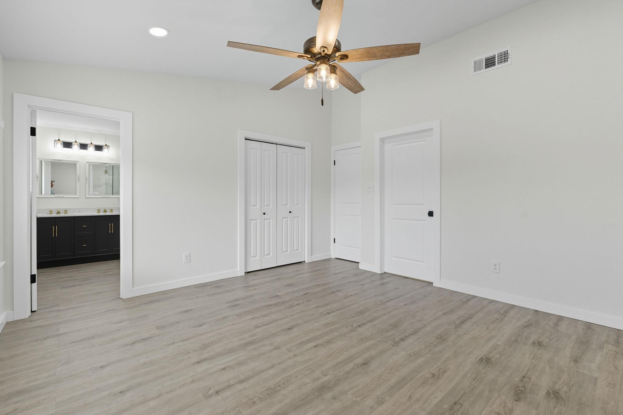 5113 Loyola Ln, Austin, TX 78723