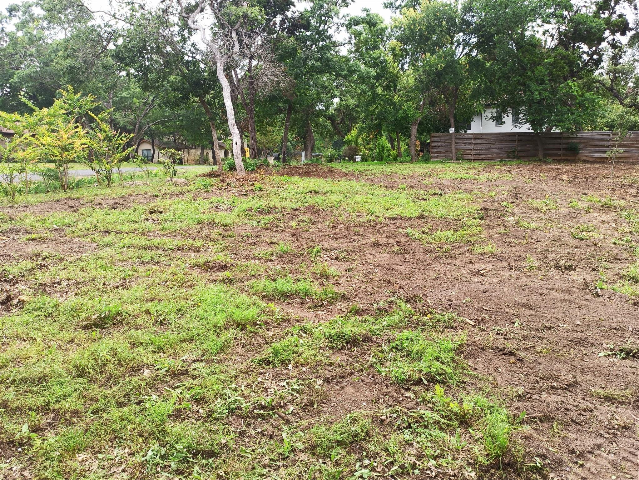 2 RED BUD Trl, Round Rock, TX 78665