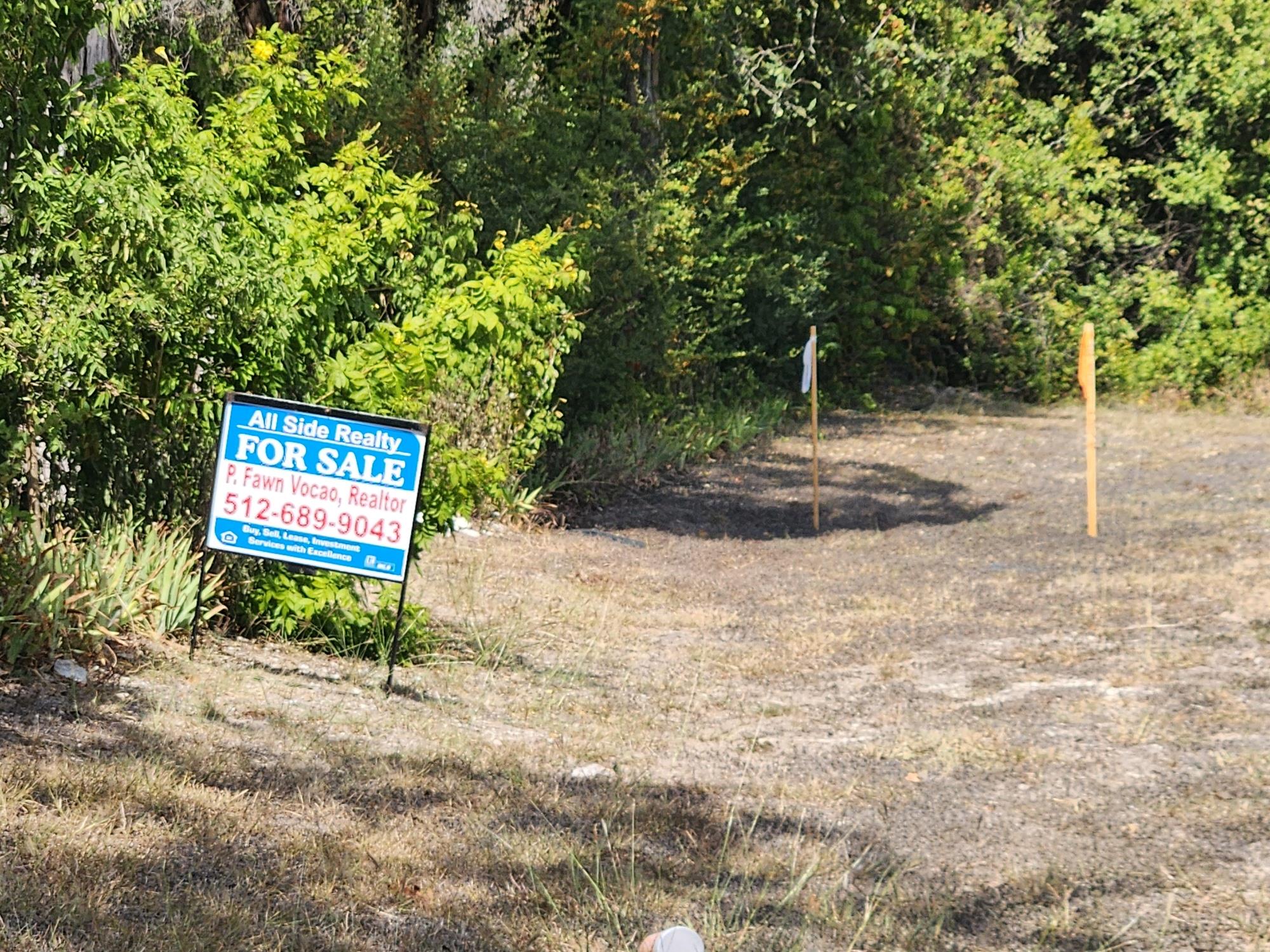 2 RED BUD Trl, Round Rock, TX 78665