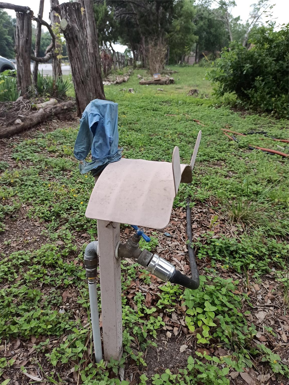 2 RED BUD Trl, Round Rock, TX 78665