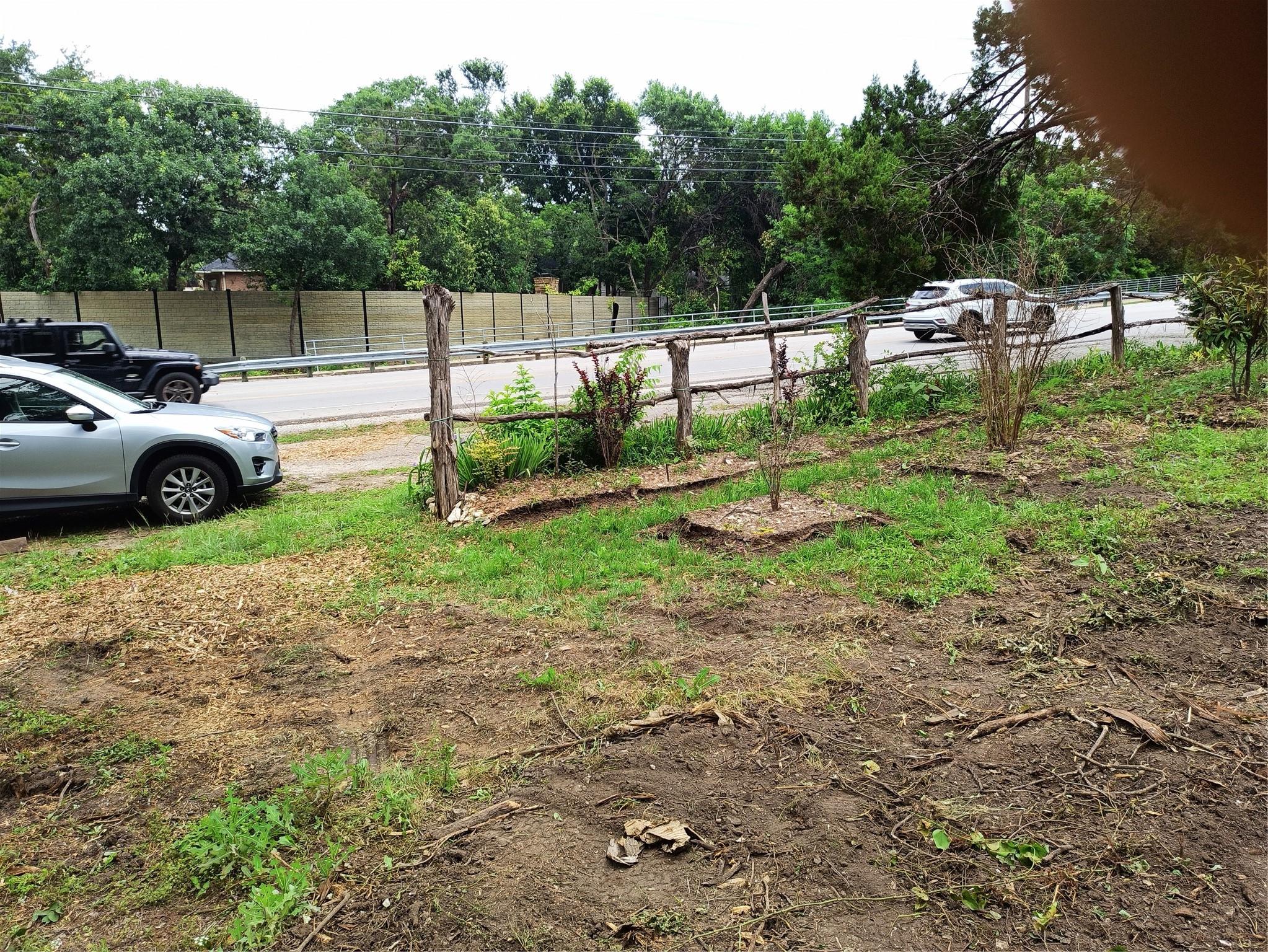 2 RED BUD Trl, Round Rock, TX 78665