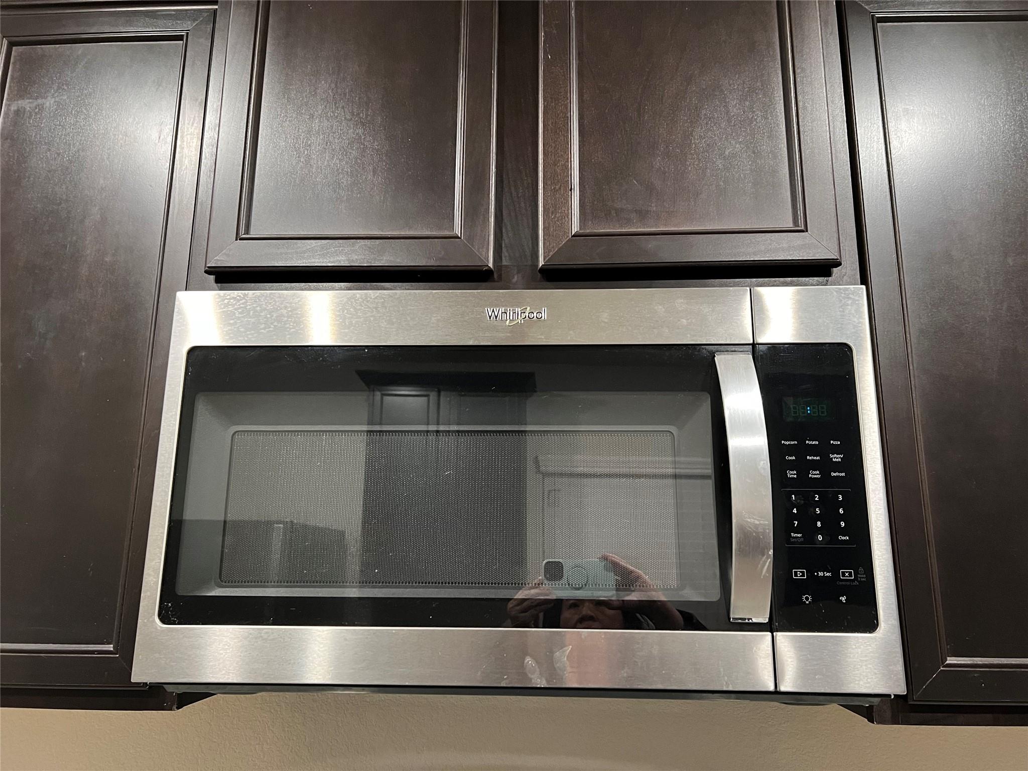 329 Crescent Park Dr, Jarrell, TX 76537