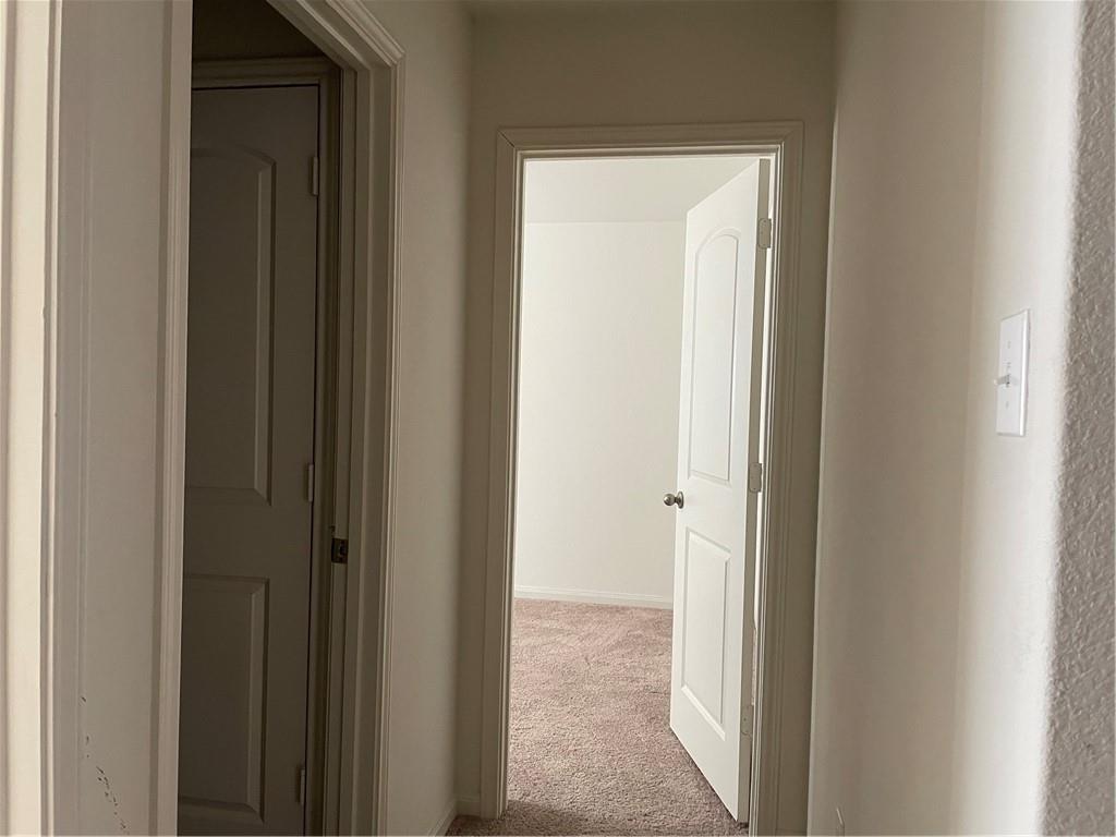 329 Crescent Park Dr, Jarrell, TX 76537