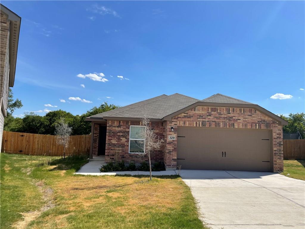 329 Crescent Park Dr, Jarrell, TX 76537