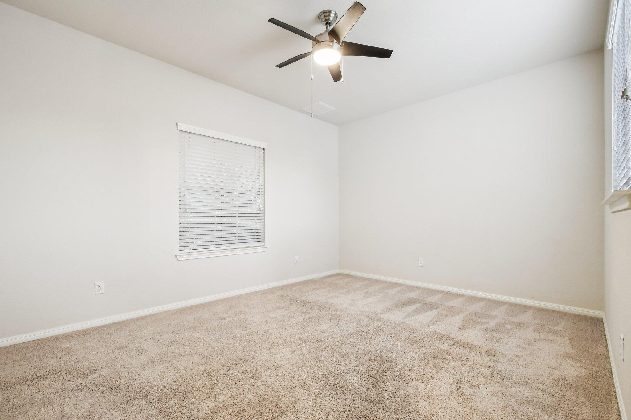 634 Irvin Dr, San Marcos, TX 78666