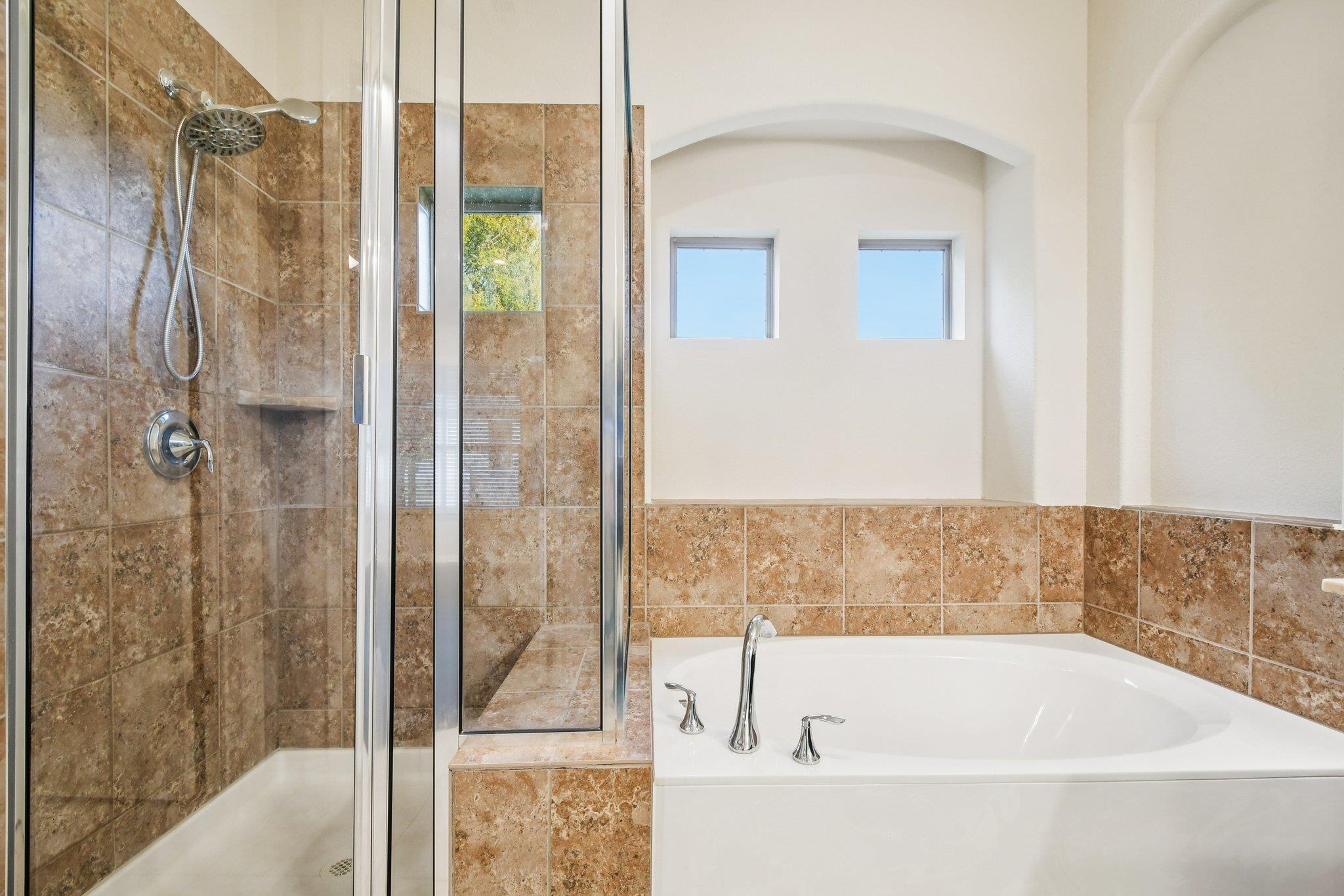 634 Irvin Dr, San Marcos, TX 78666