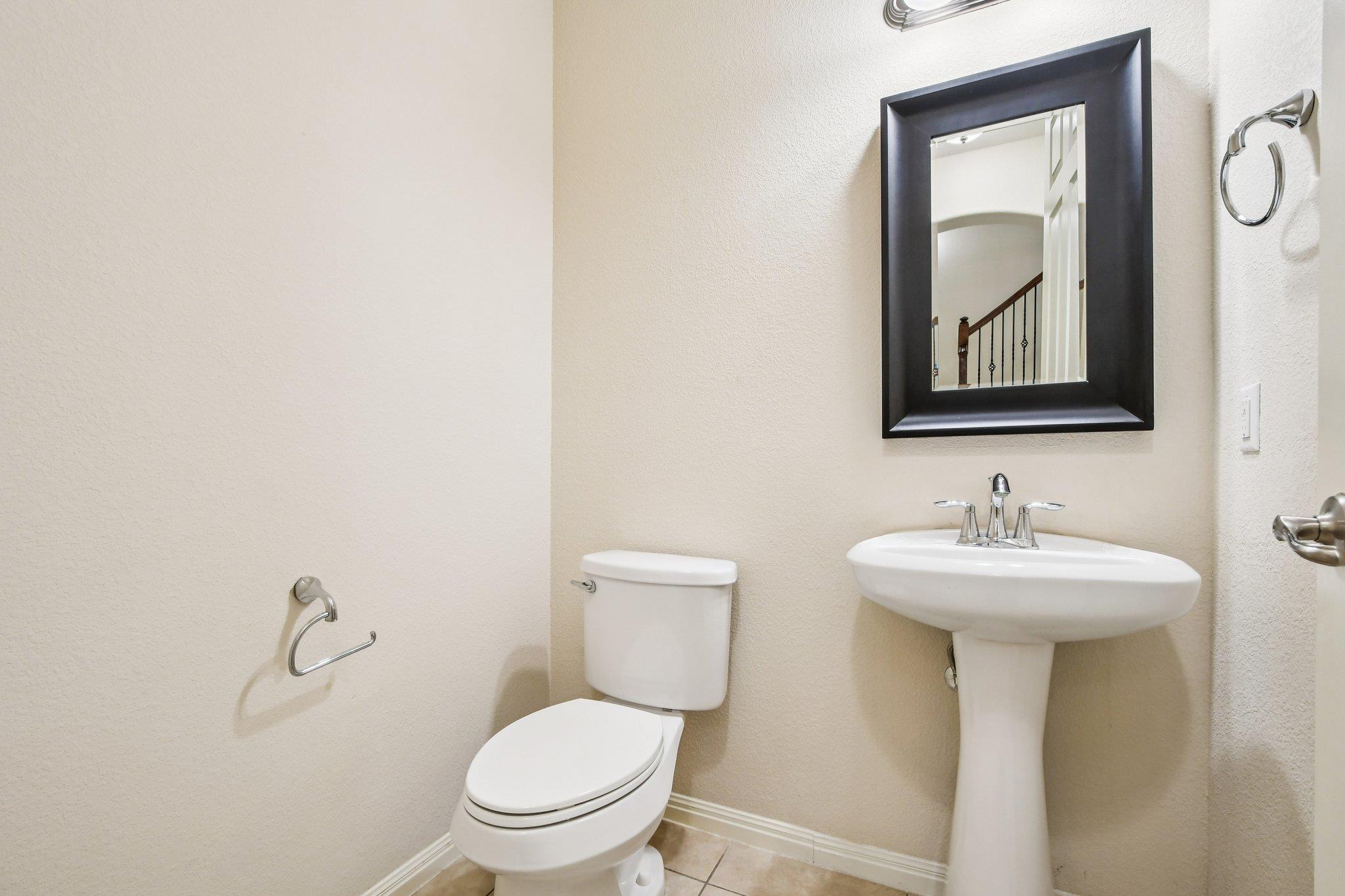 634 Irvin Dr, San Marcos, TX 78666