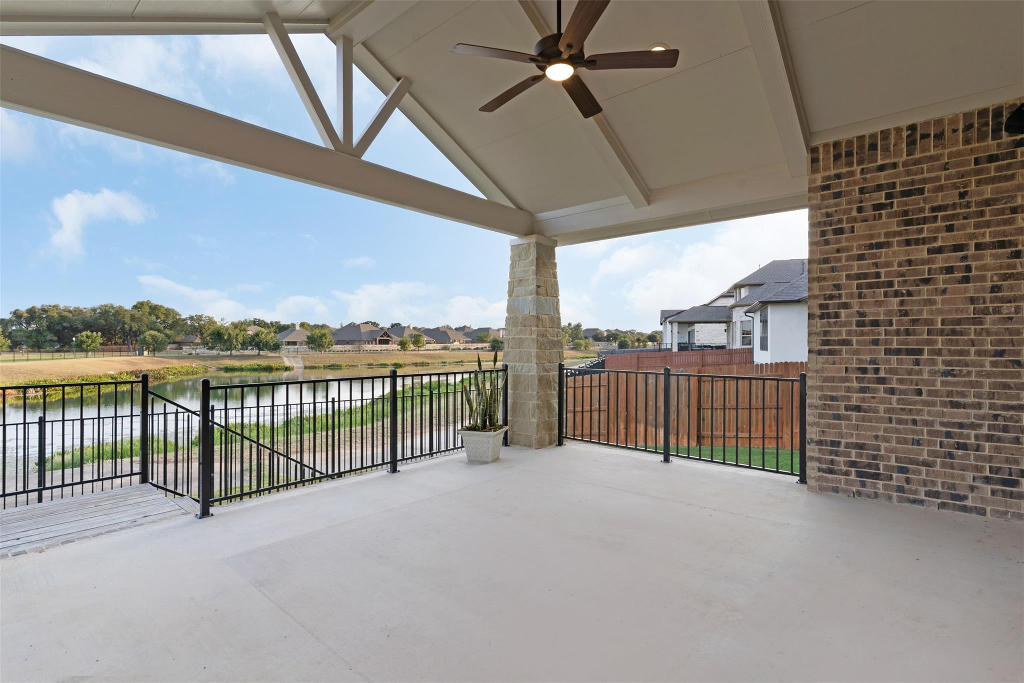 234 Rio Ranchero Rd, Georgetown, TX 78628