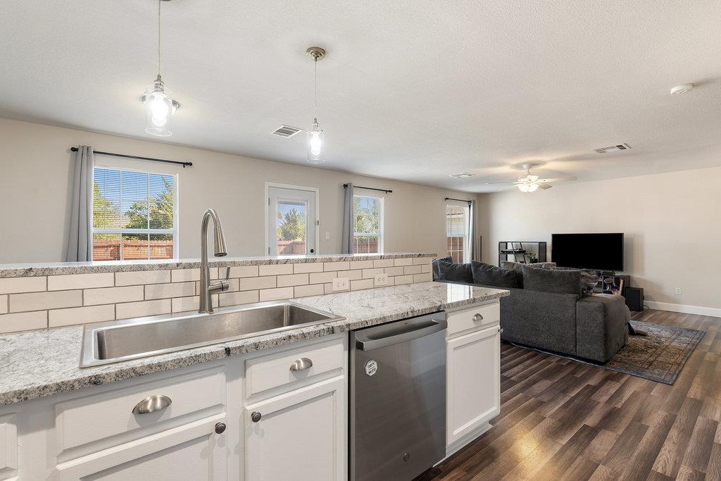 13016 Wedding, Manor, TX 78653