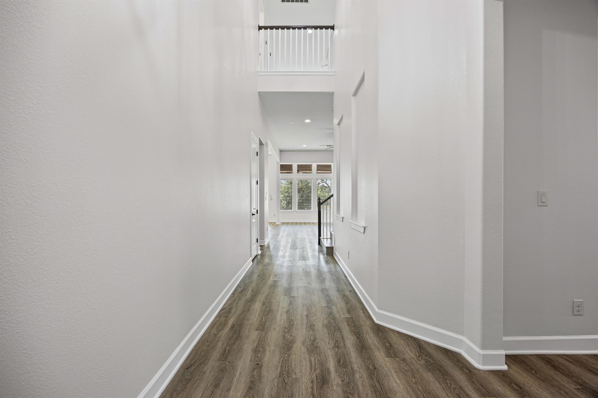 162 Topaz Cir, Dripping Springs, TX 78620