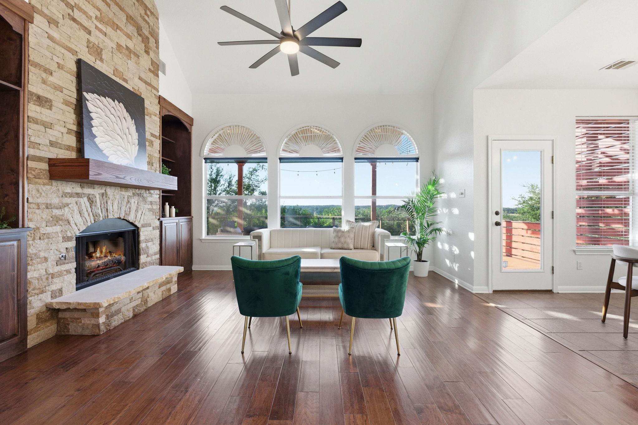 7324 Covered Bridge Dr, Austin, TX 78736