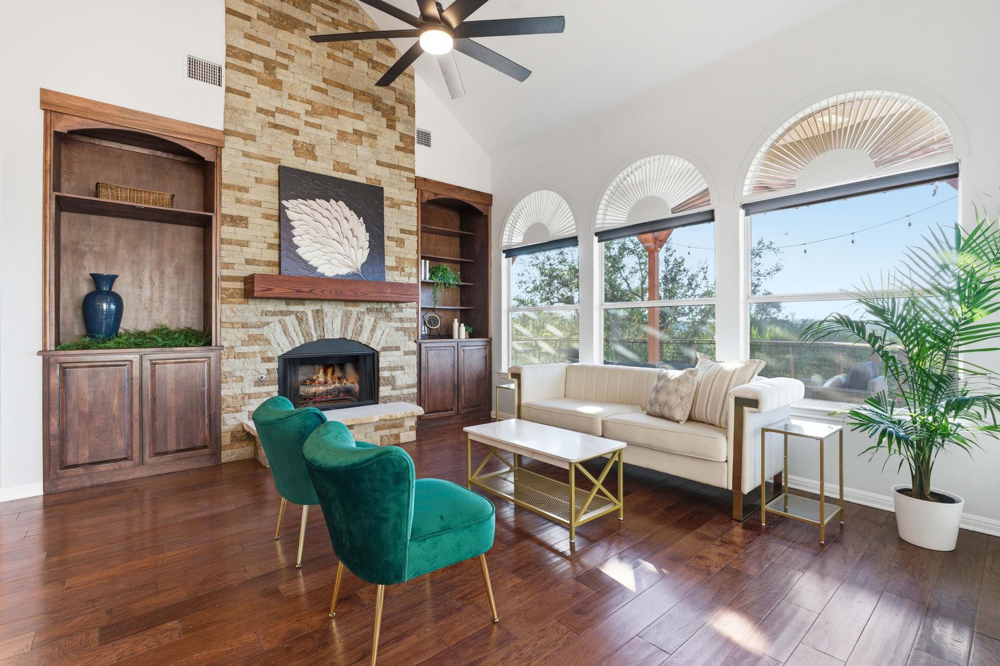 7324 Covered Bridge Dr, Austin, TX 78736