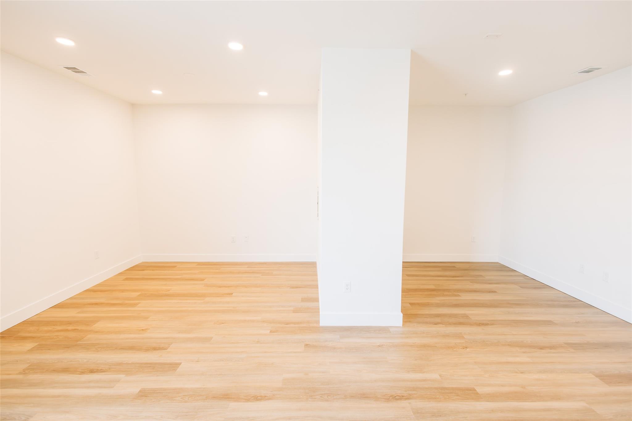 4315 S Congress Ave # 406, Austin, TX 78745