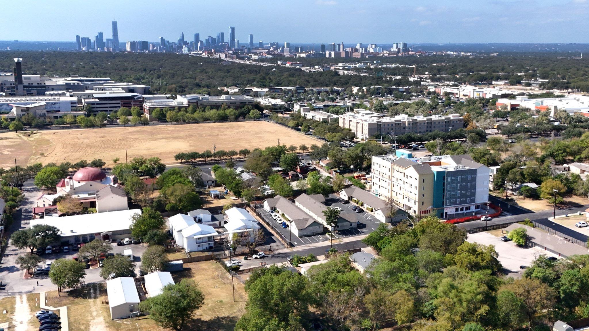 1308 E 52nd St # A and B, Austin, TX 78723