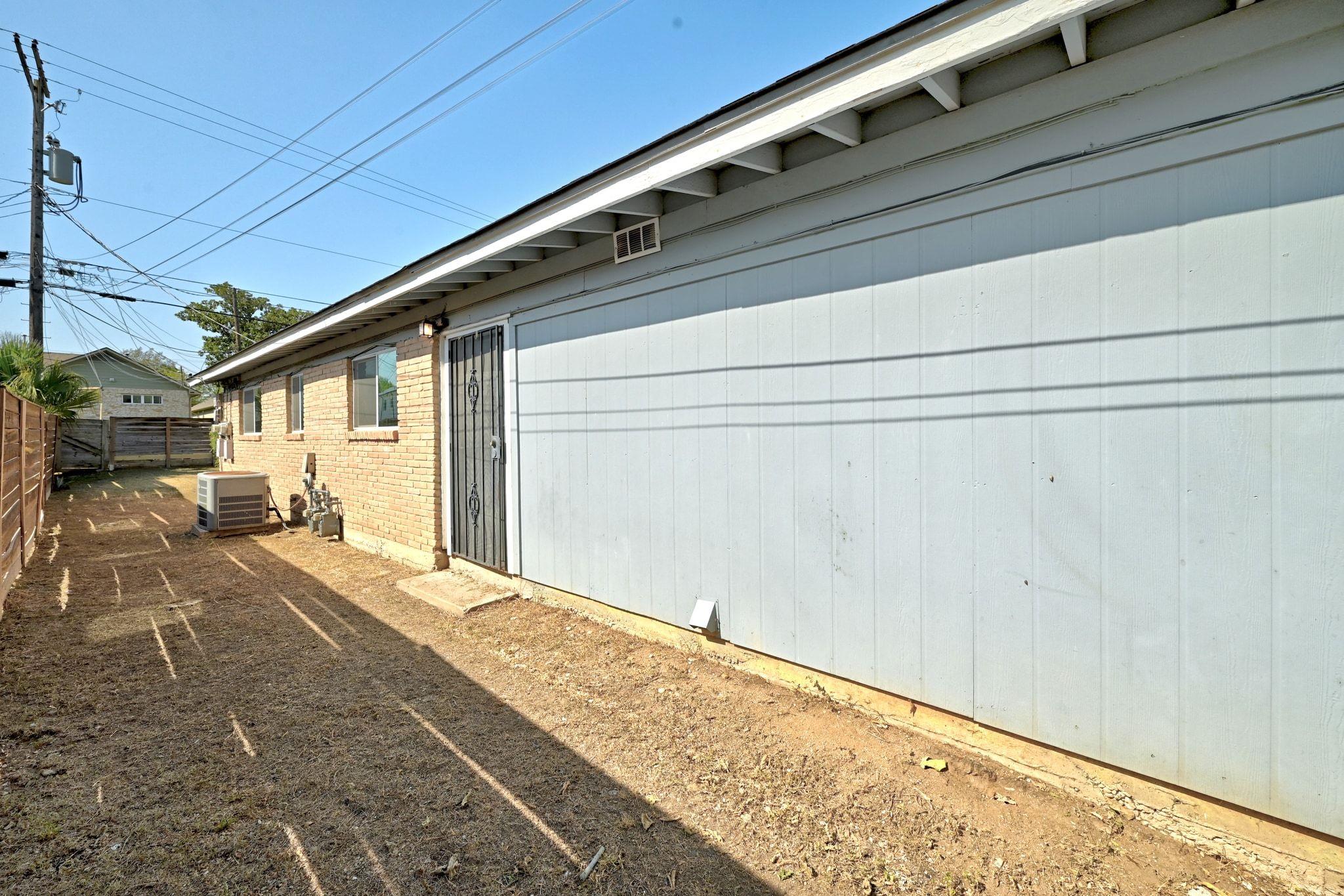 1308 E 52nd St # A and B, Austin, TX 78723