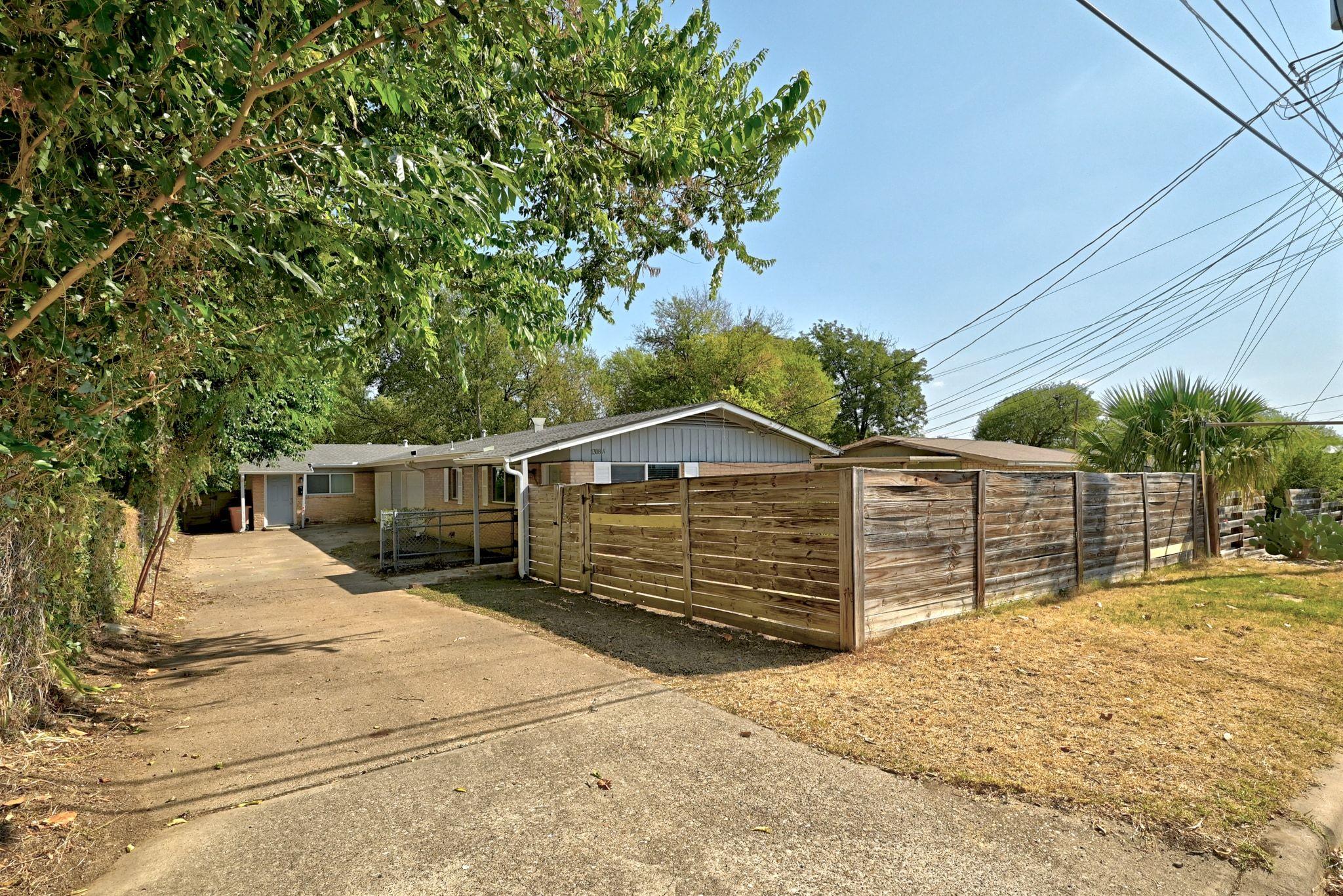 1308 E 52nd St # A and B, Austin, TX 78723