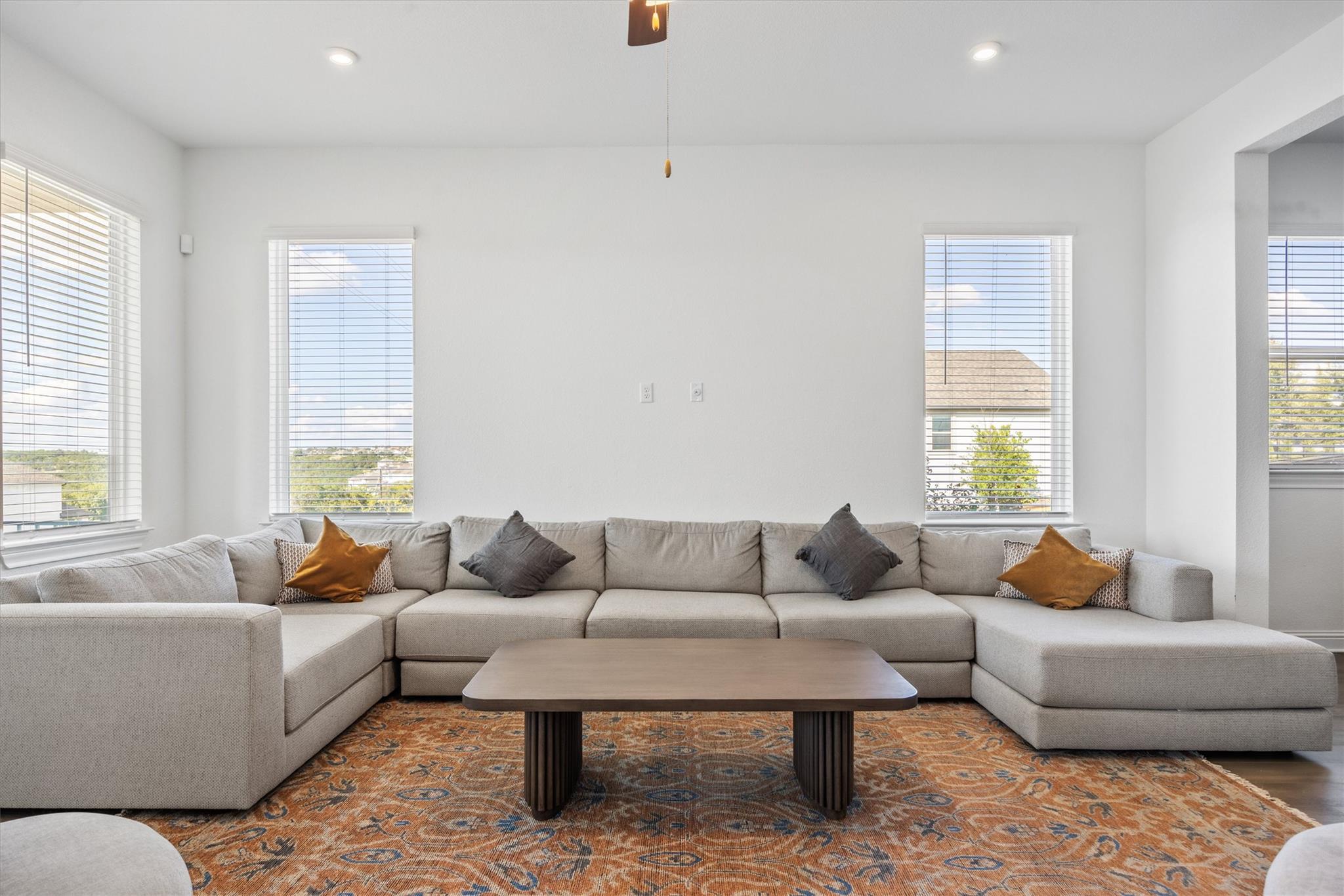 4505 Lucabella Ln, Leander, TX 78641