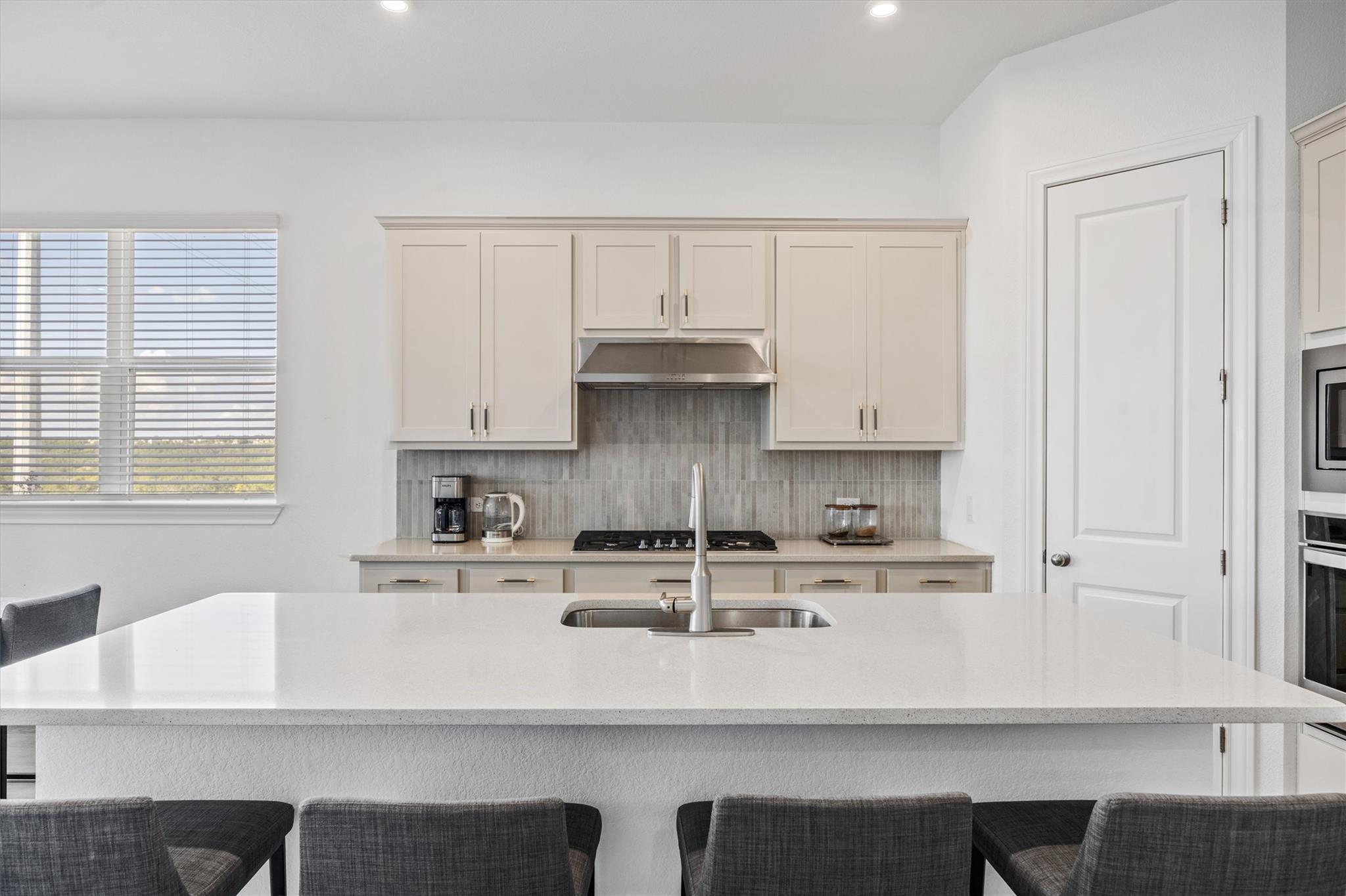 4505 Lucabella Ln, Leander, TX 78641