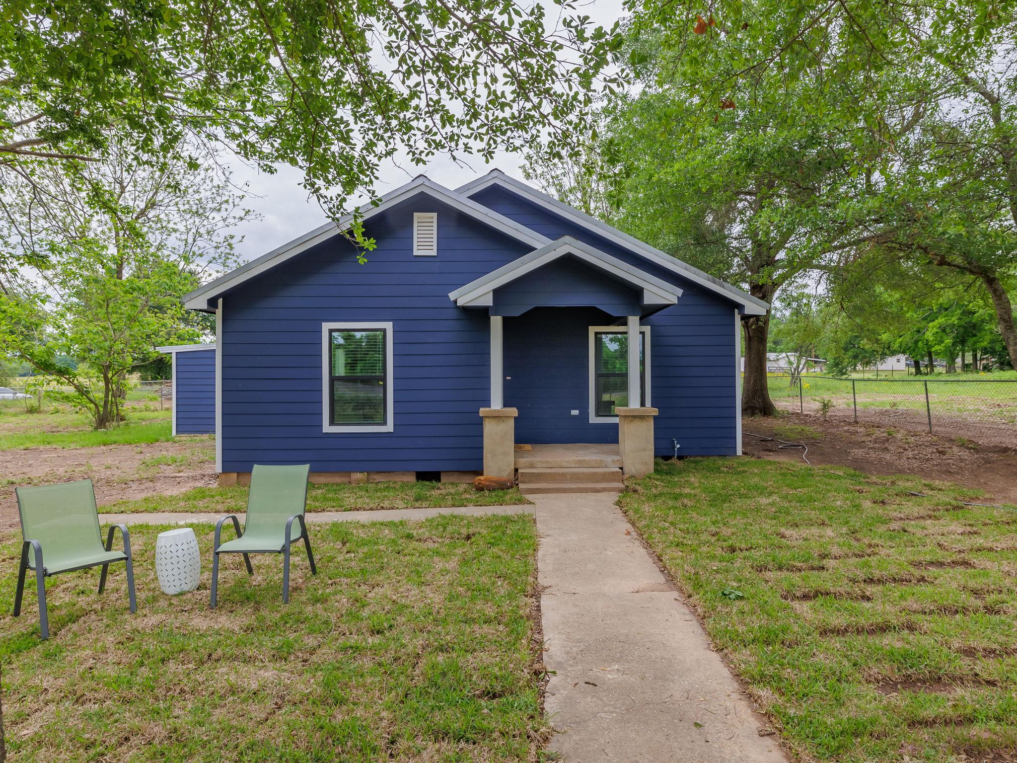 202 N Arendell, Gause, TX 77857