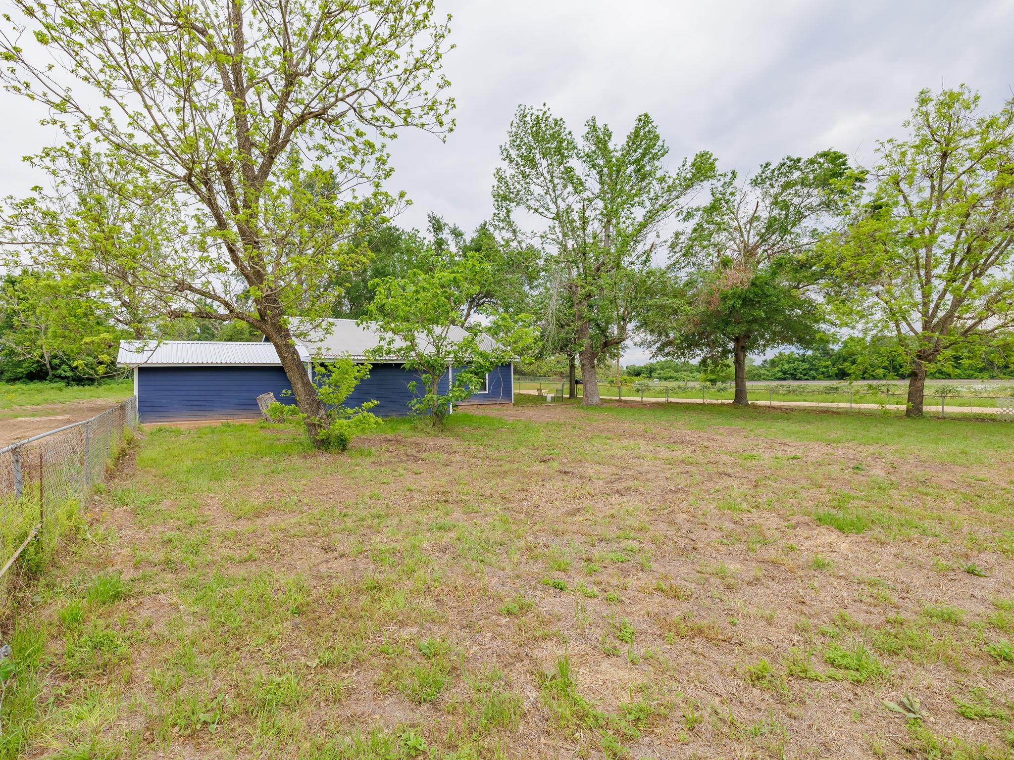 202 N Arendell, Gause, TX 77857
