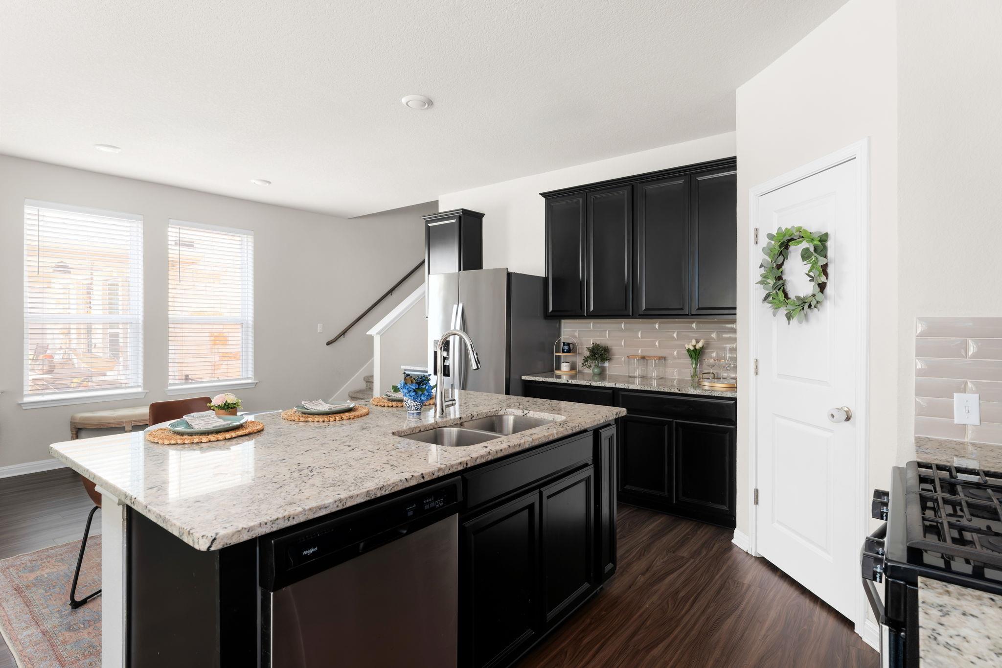 781 Lone Peak Way, Dripping Springs, TX 78620