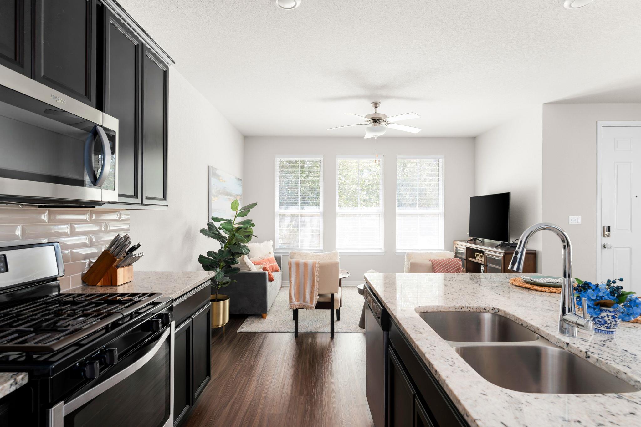 781 Lone Peak Way, Dripping Springs, TX 78620