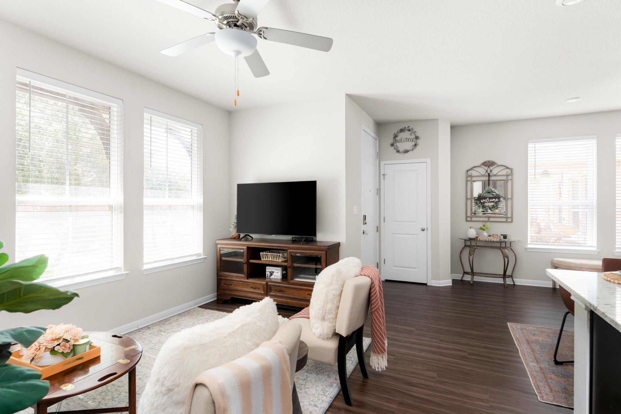 781 Lone Peak Way, Dripping Springs, TX 78620