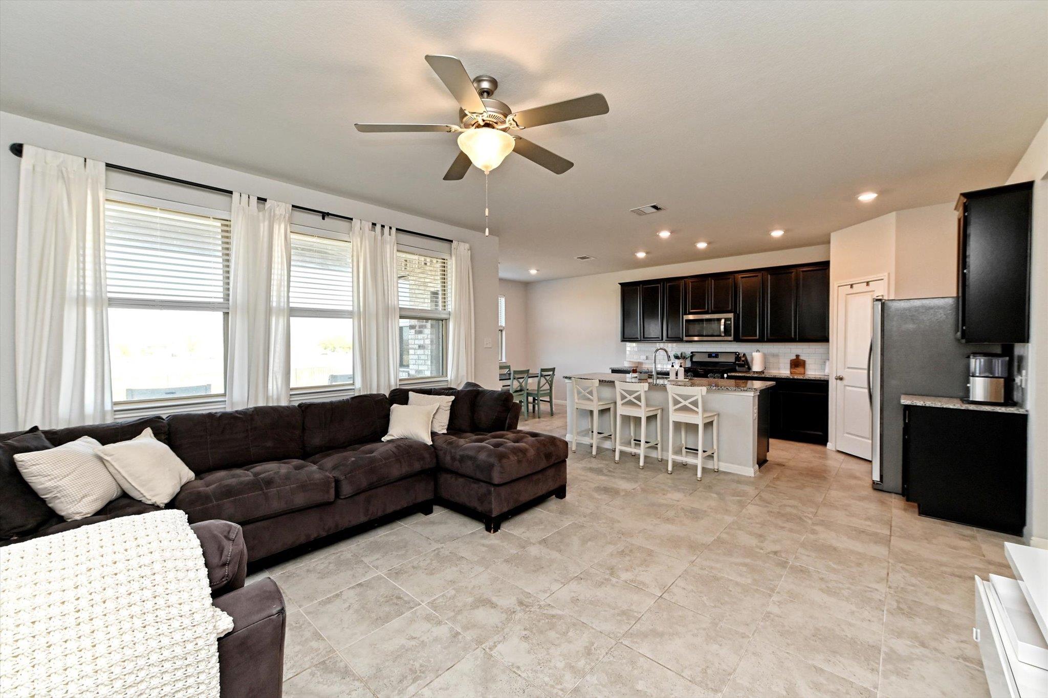 13604 Rosebud Isle, Manor, TX 78653